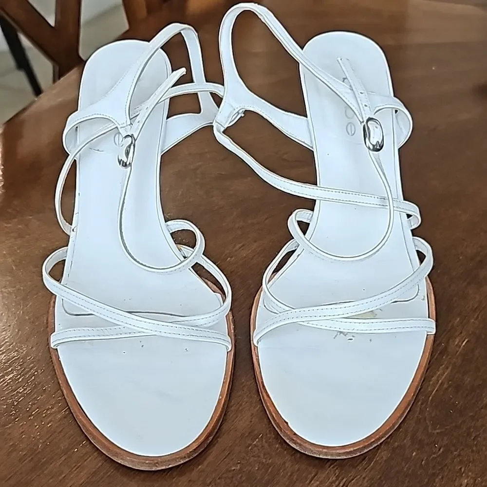 Bebe y2k white, sctrappy heels size 8.5
